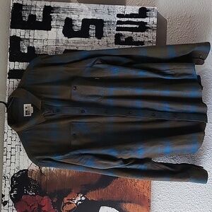 REEF surf wear plaid flannel